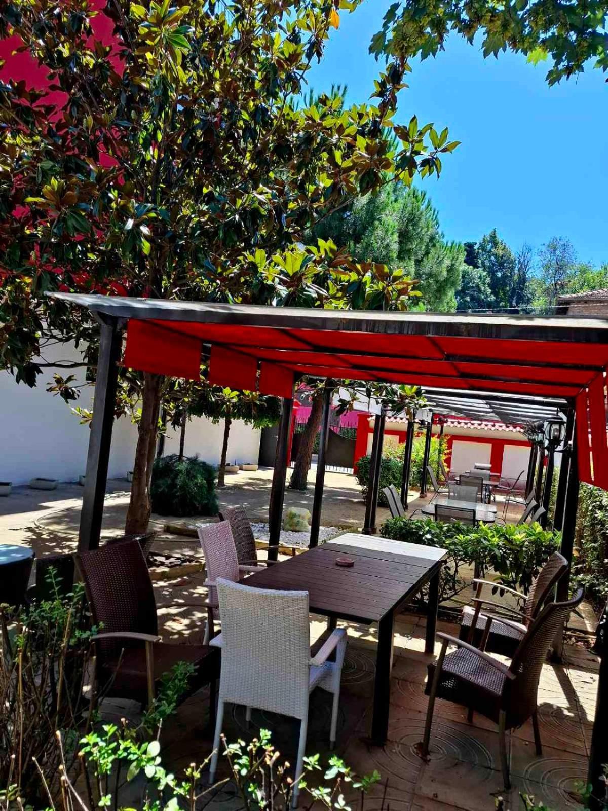 Hotel Color Asenovgrad Bagian luar foto