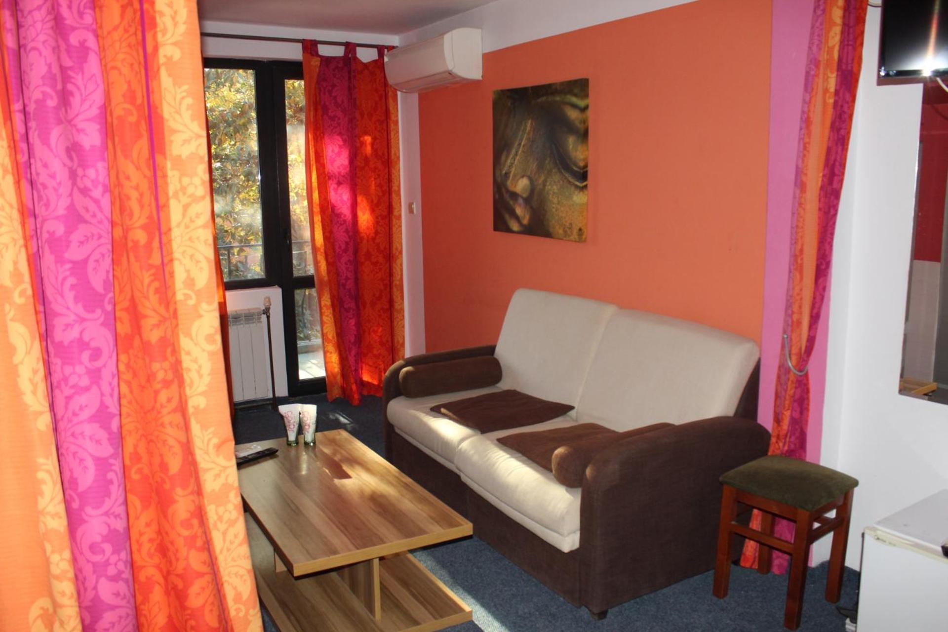 Hotel Color Asenovgrad Bagian luar foto