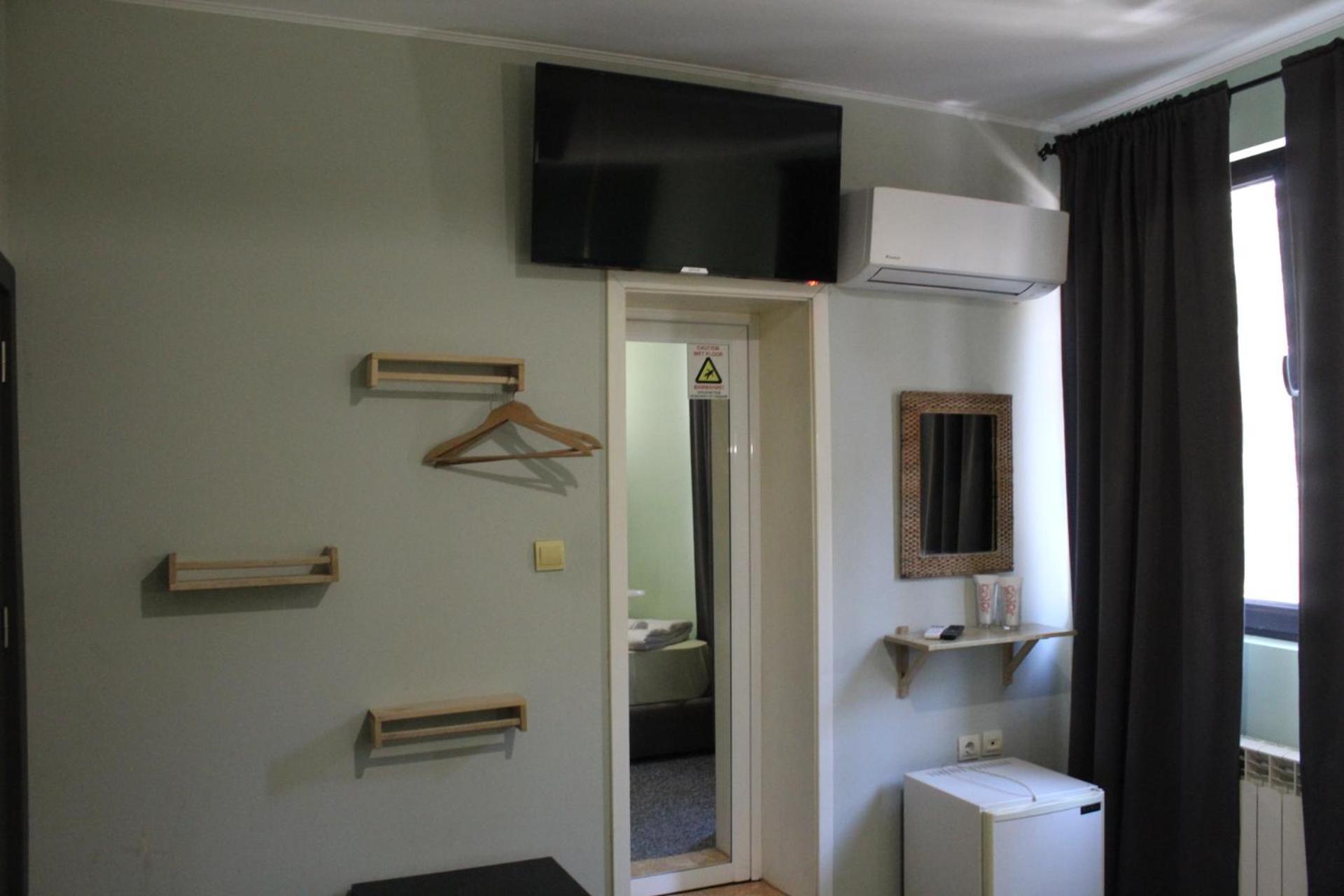 Hotel Color Asenovgrad Bagian luar foto